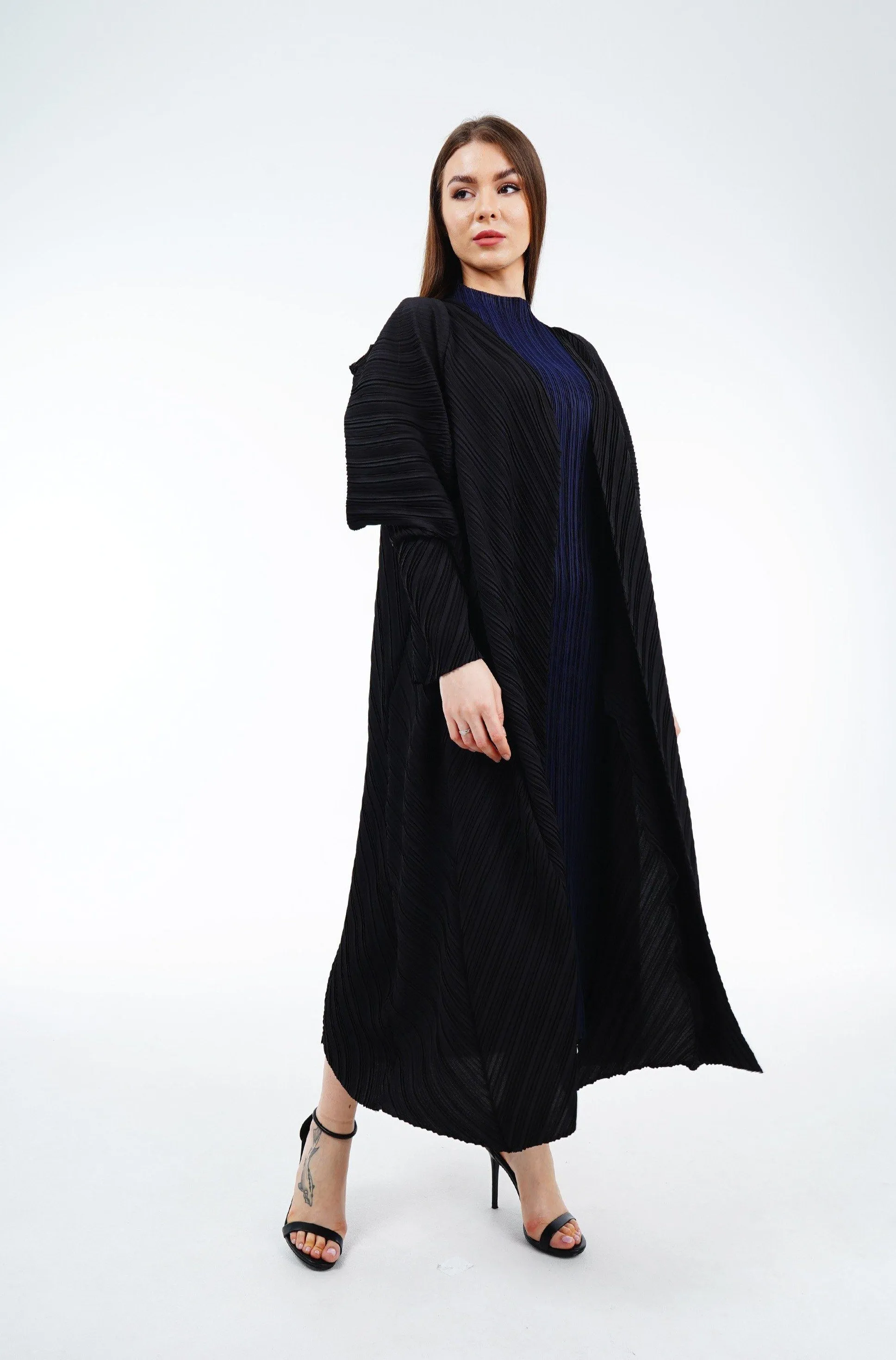 Abaya Pleated With Mutton Sleeve