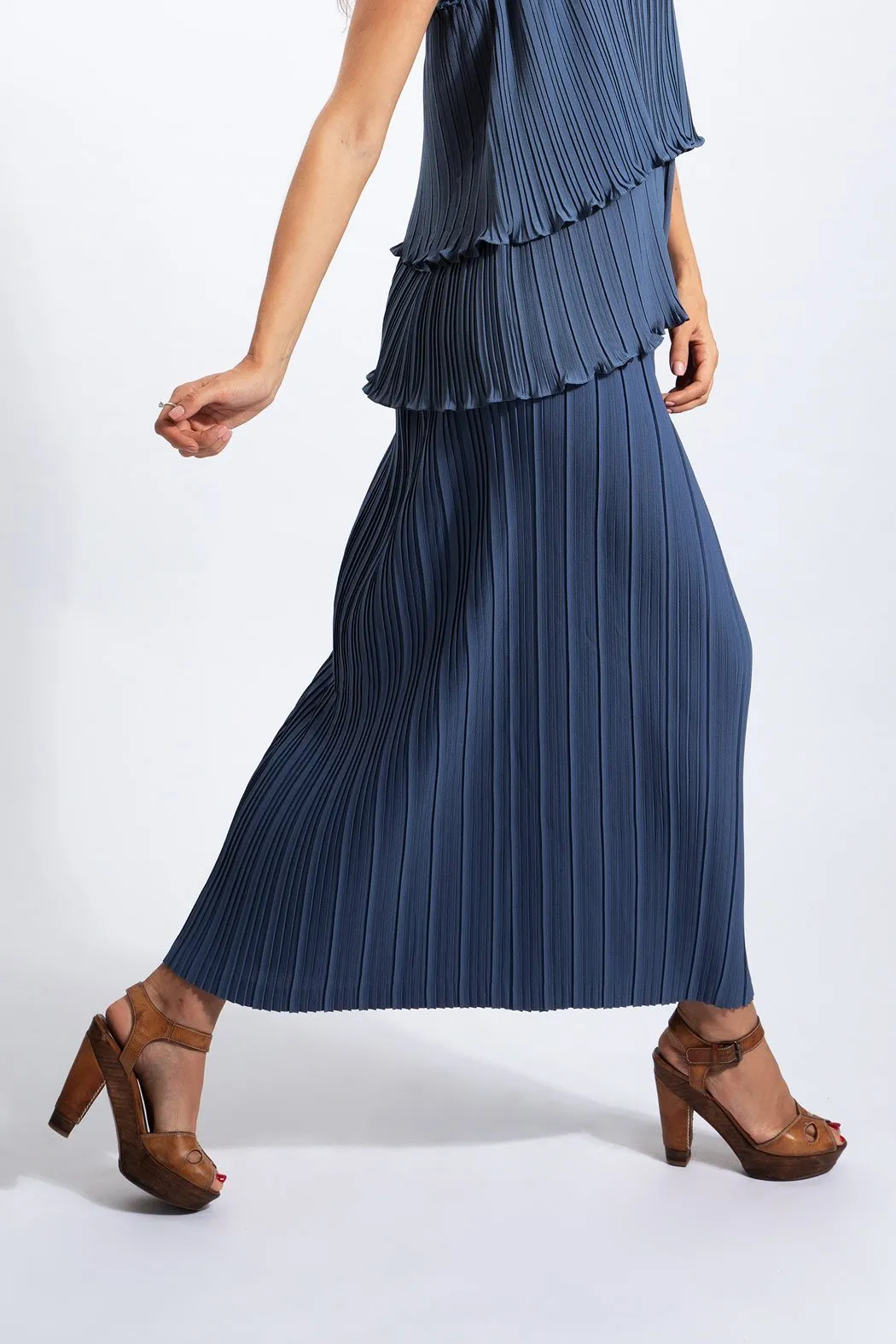 Andrea Small Pleat Straight Skirt (Matte Fabric)