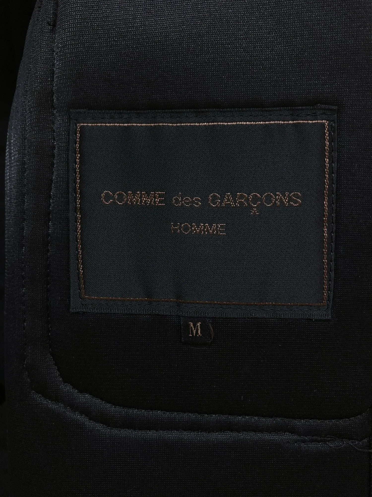 Comme des Garcons Homme AW1996 black bonded wool puffy covered placket coat - M