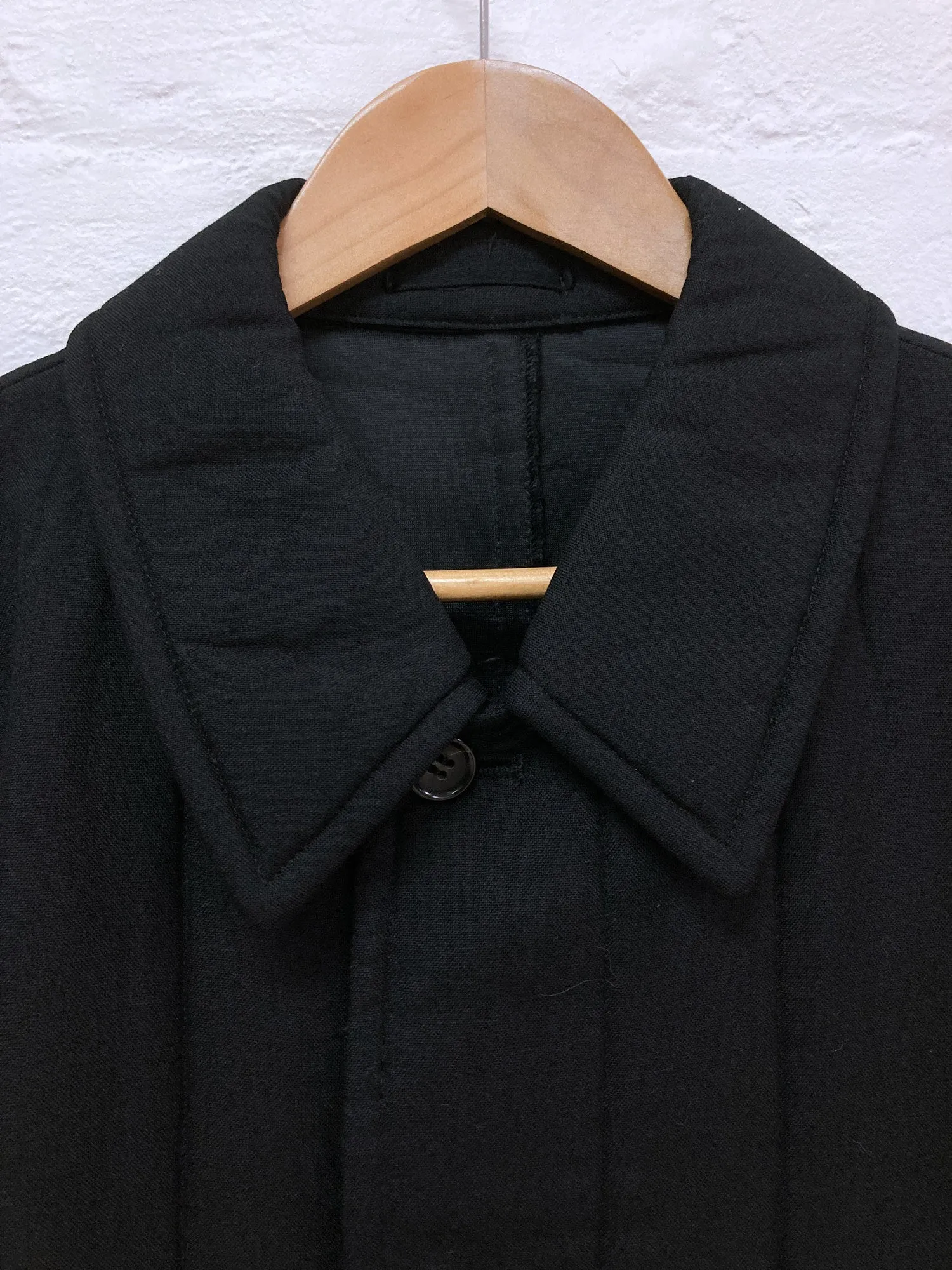 Comme des Garcons Homme AW1996 black bonded wool puffy covered placket coat - M