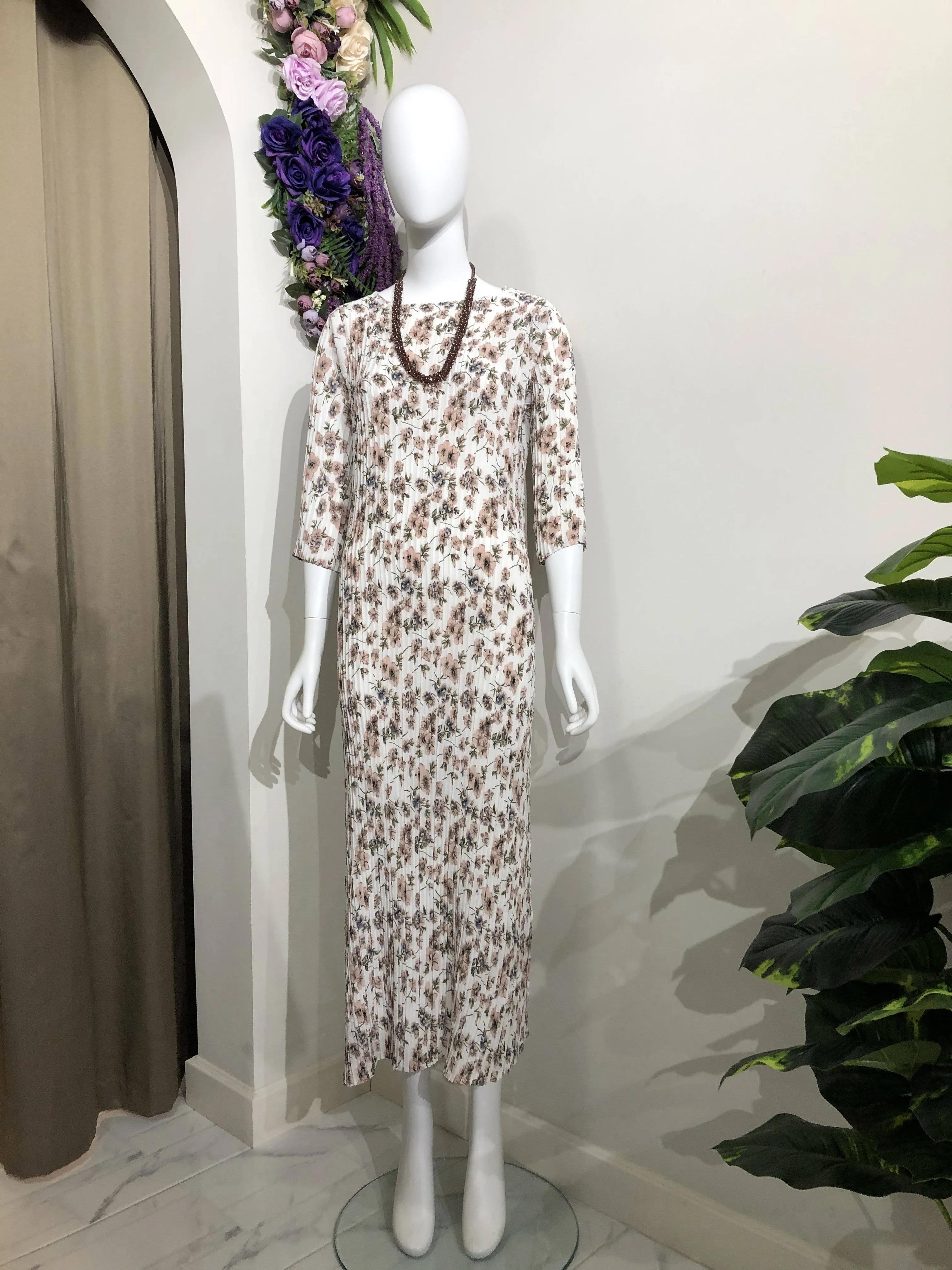 Dael Pleated Floral Dress (Slim Fit)