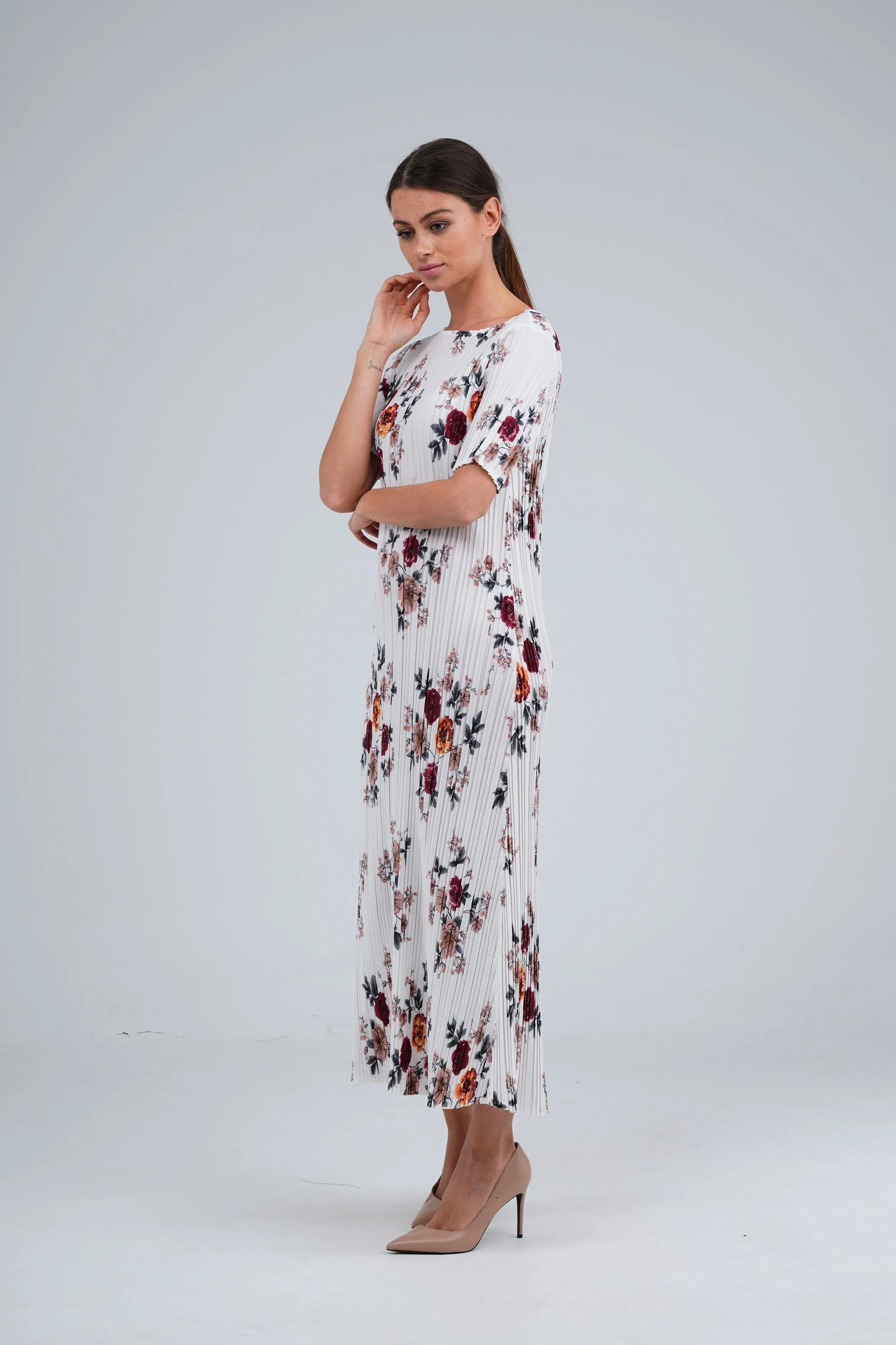 Dael Pleated Short Sleeve Floral Dress (Slim Fit)