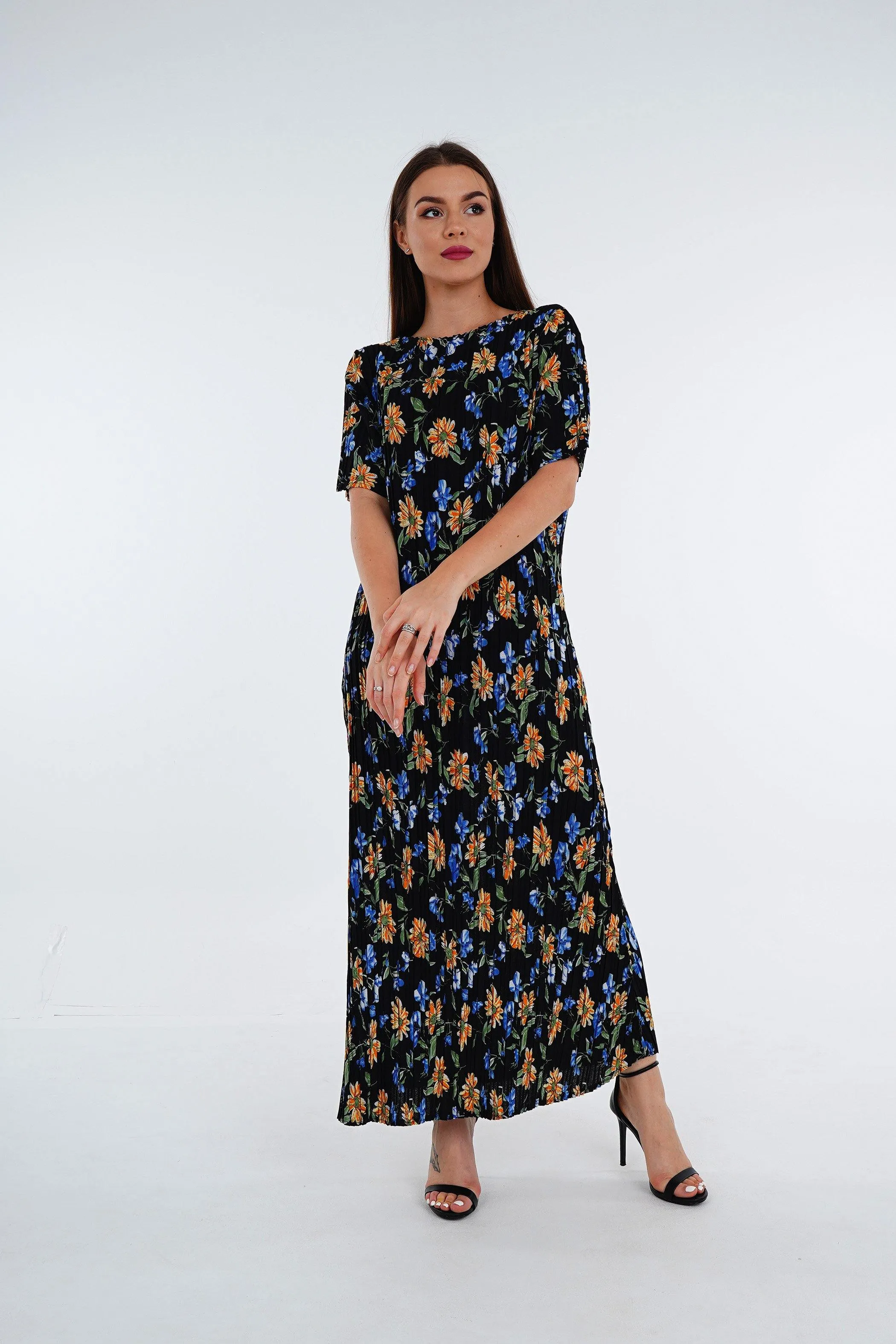 Dael Pleated Short Sleeve Floral Dress (Slim Fit)