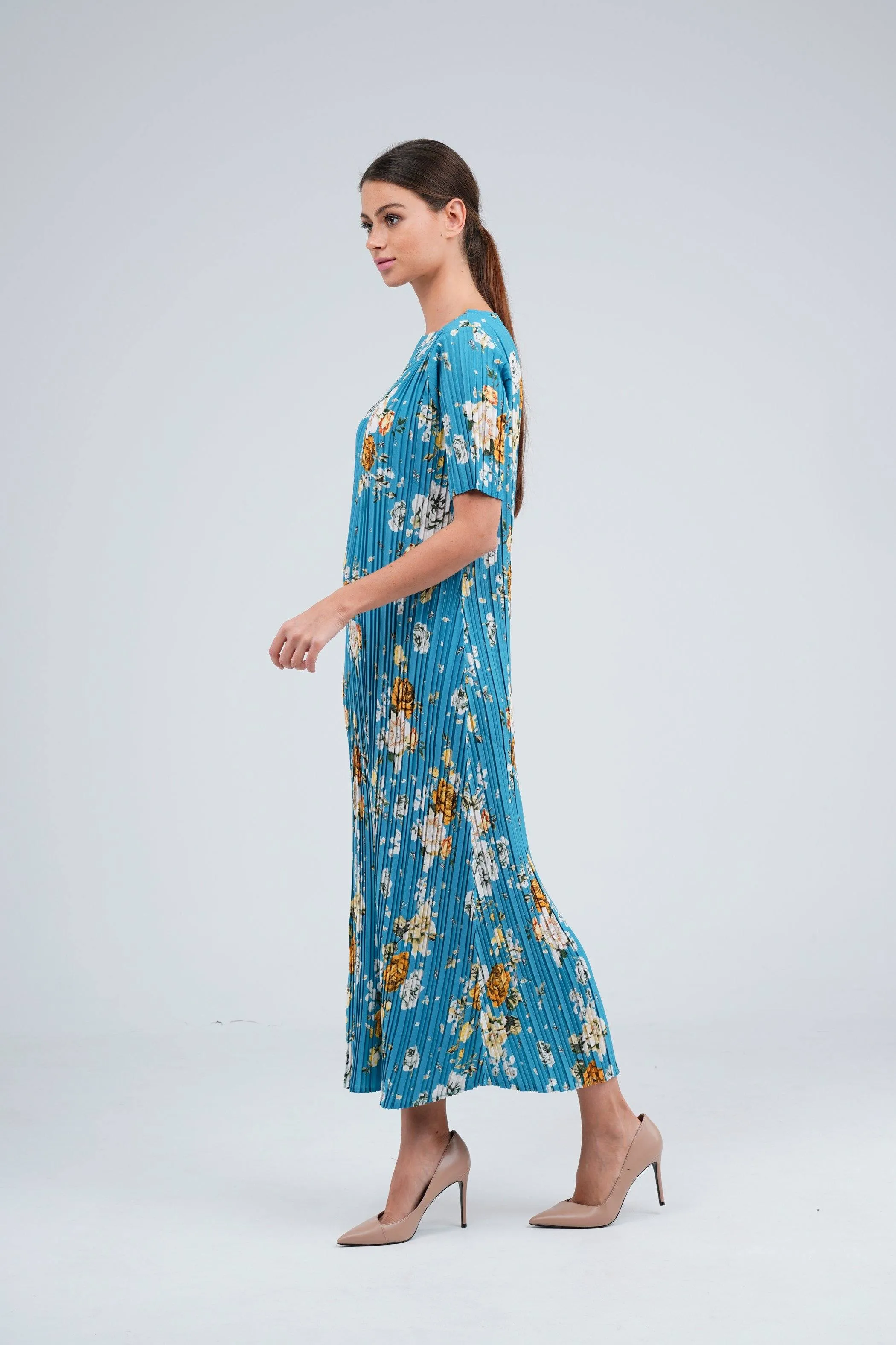 Dael Pleated Short Sleeve Floral Dress (Slim Fit)