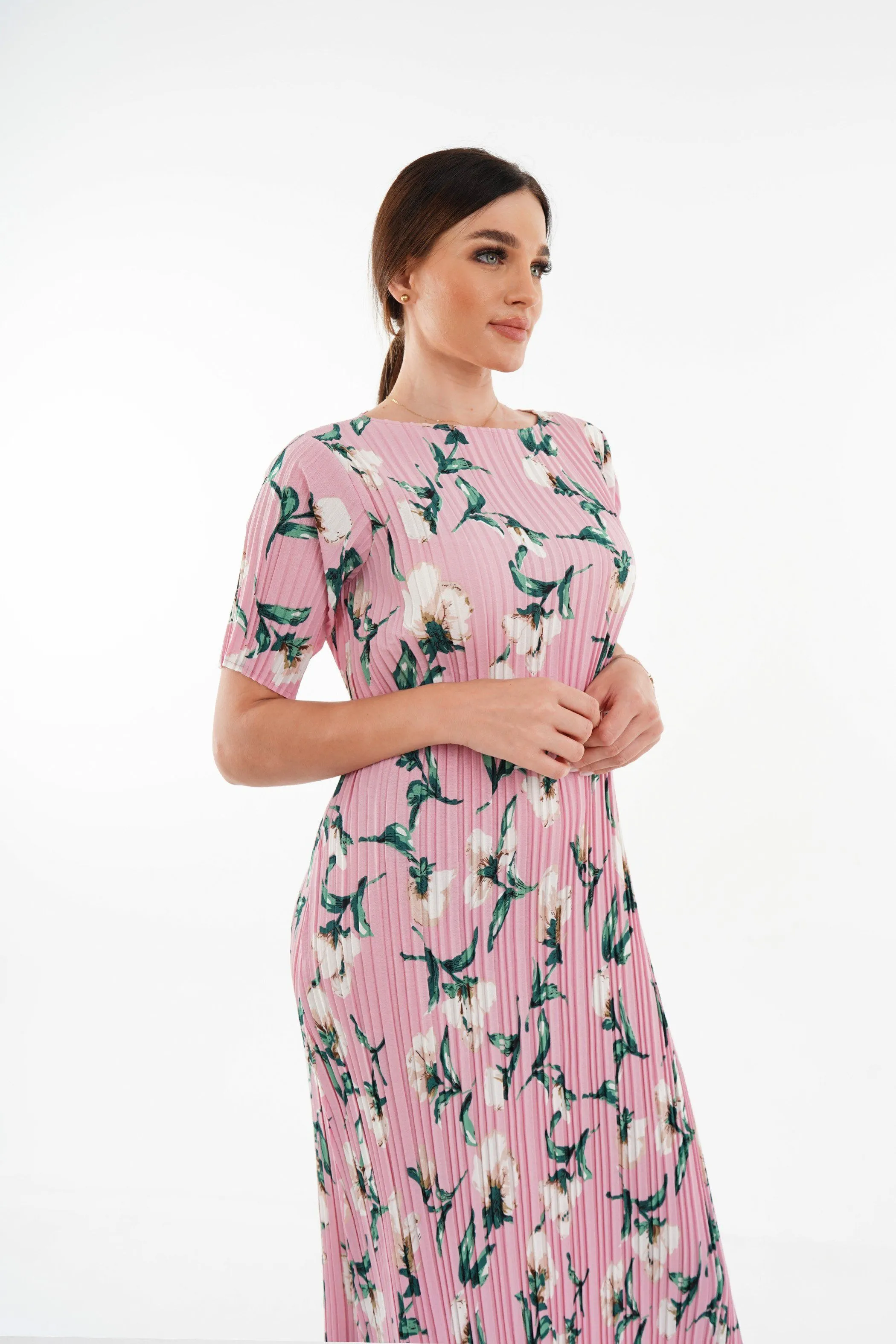 Dael Pleated Short Sleeve Floral Dress (Slim Fit)