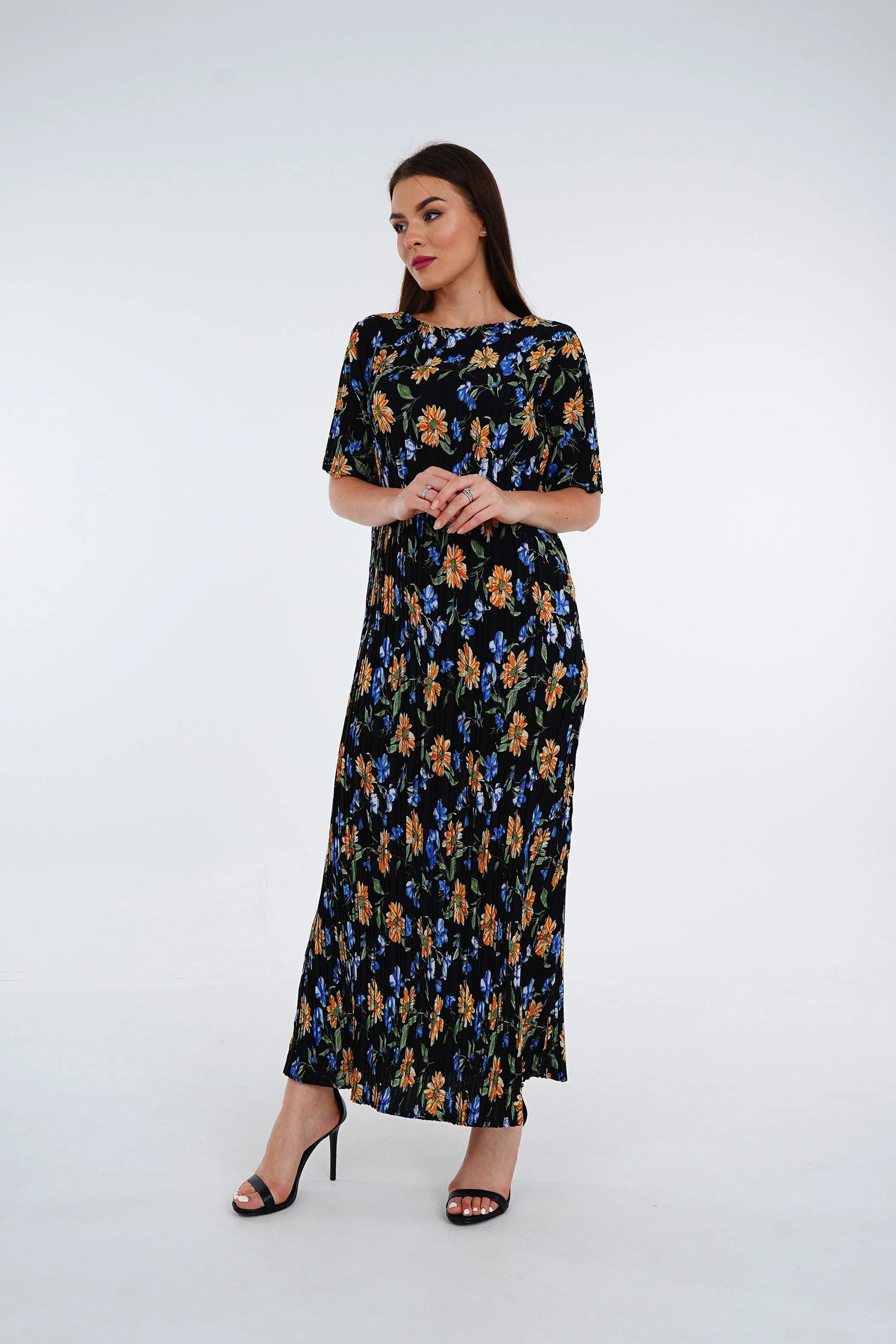 Dael Pleated Short Sleeve Floral Dress (Slim Fit)