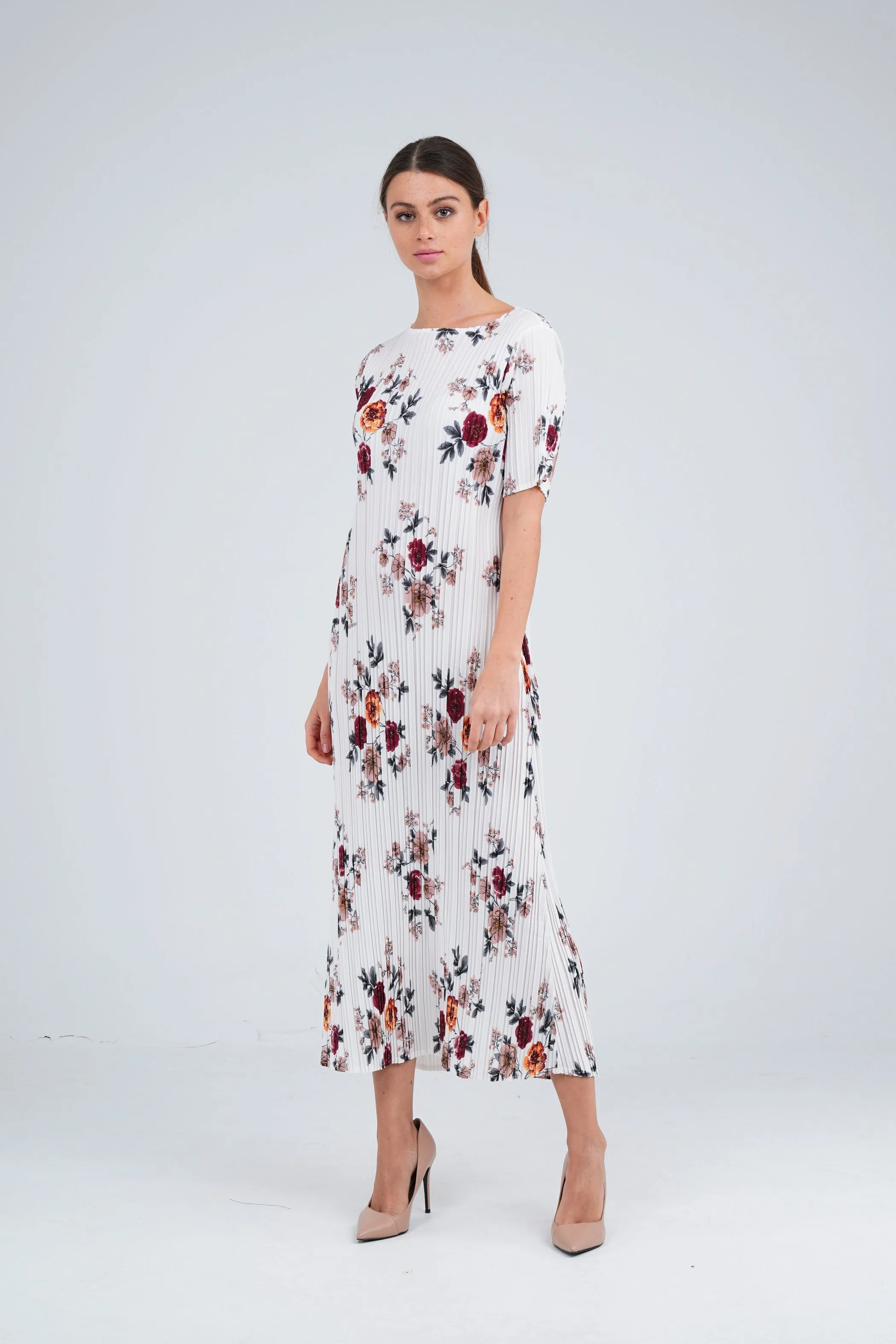 Dael Pleated Short Sleeve Floral Dress (Slim Fit)