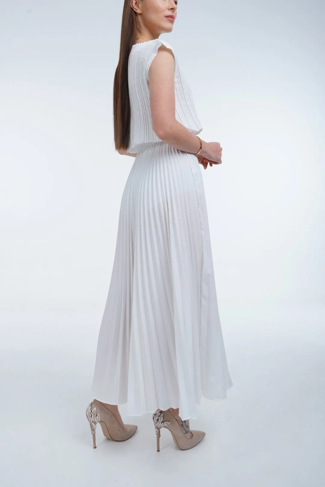 Daisy Sleeveless Narrow Waist Dress