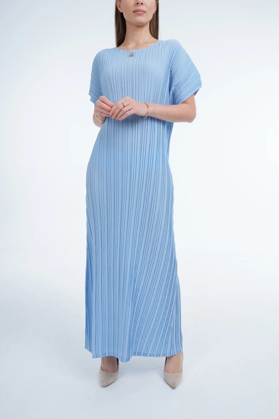 Delma Short Sleeve Pleated Dress