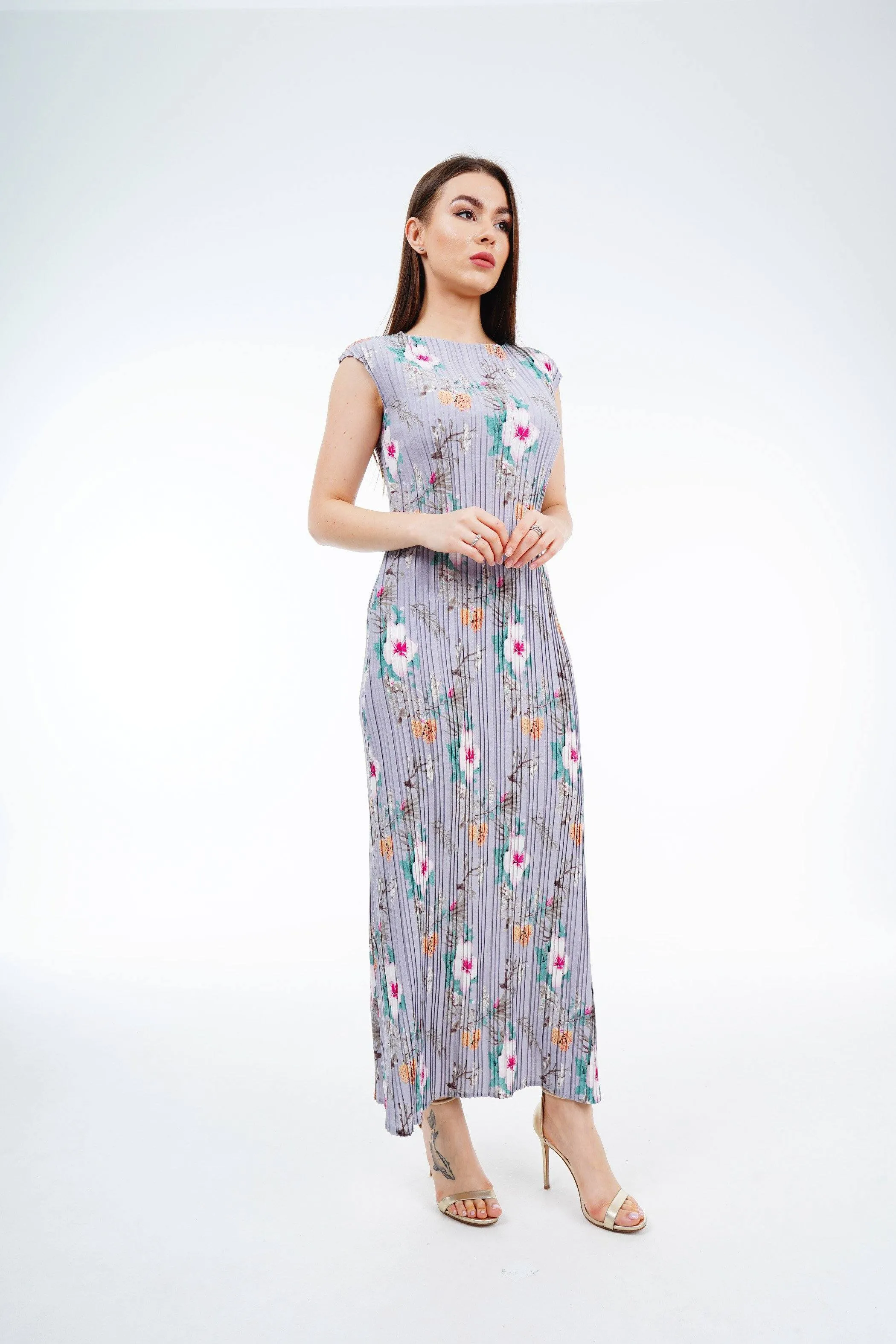 Delores Floral Pleated Dress(Slim Fit)