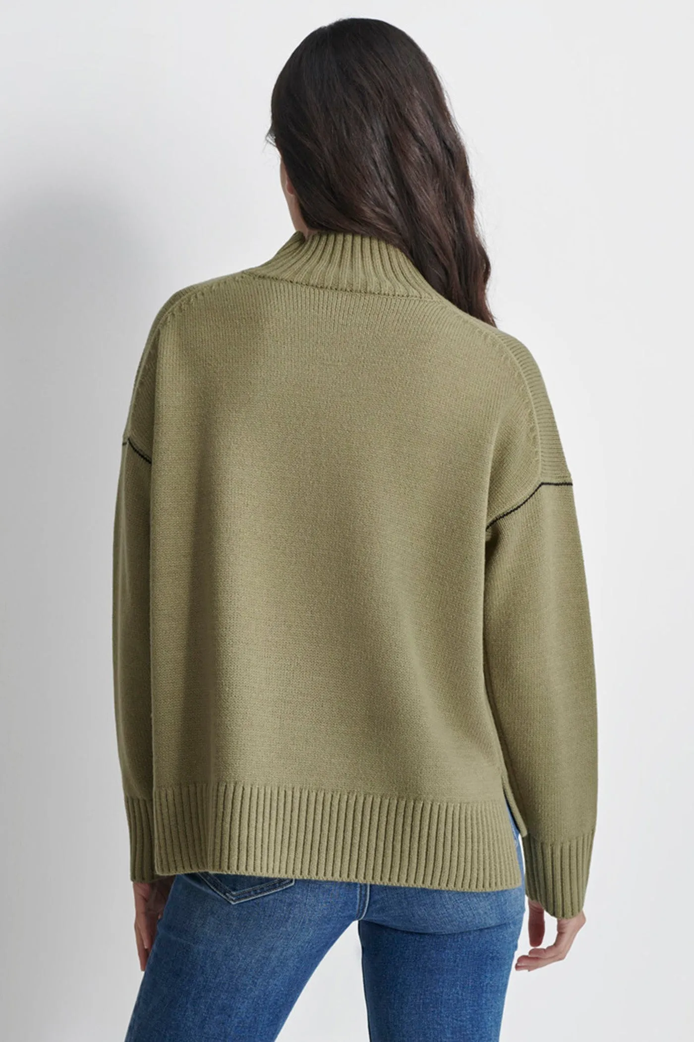 LOGO TURTLENECK SWEATER