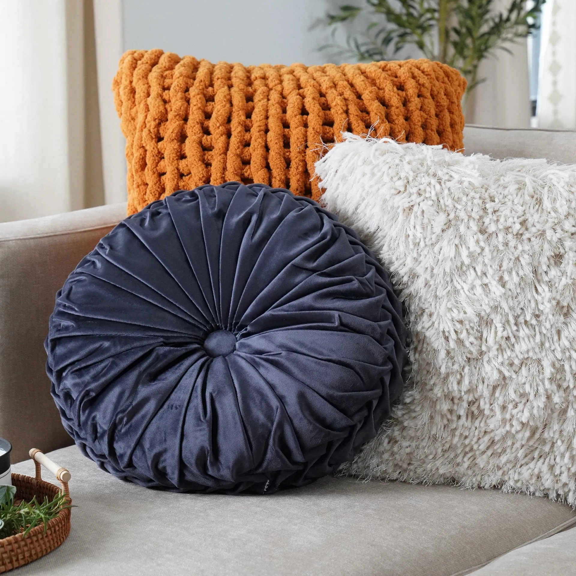 Round Pleated Soft Velvet Throw Pillow