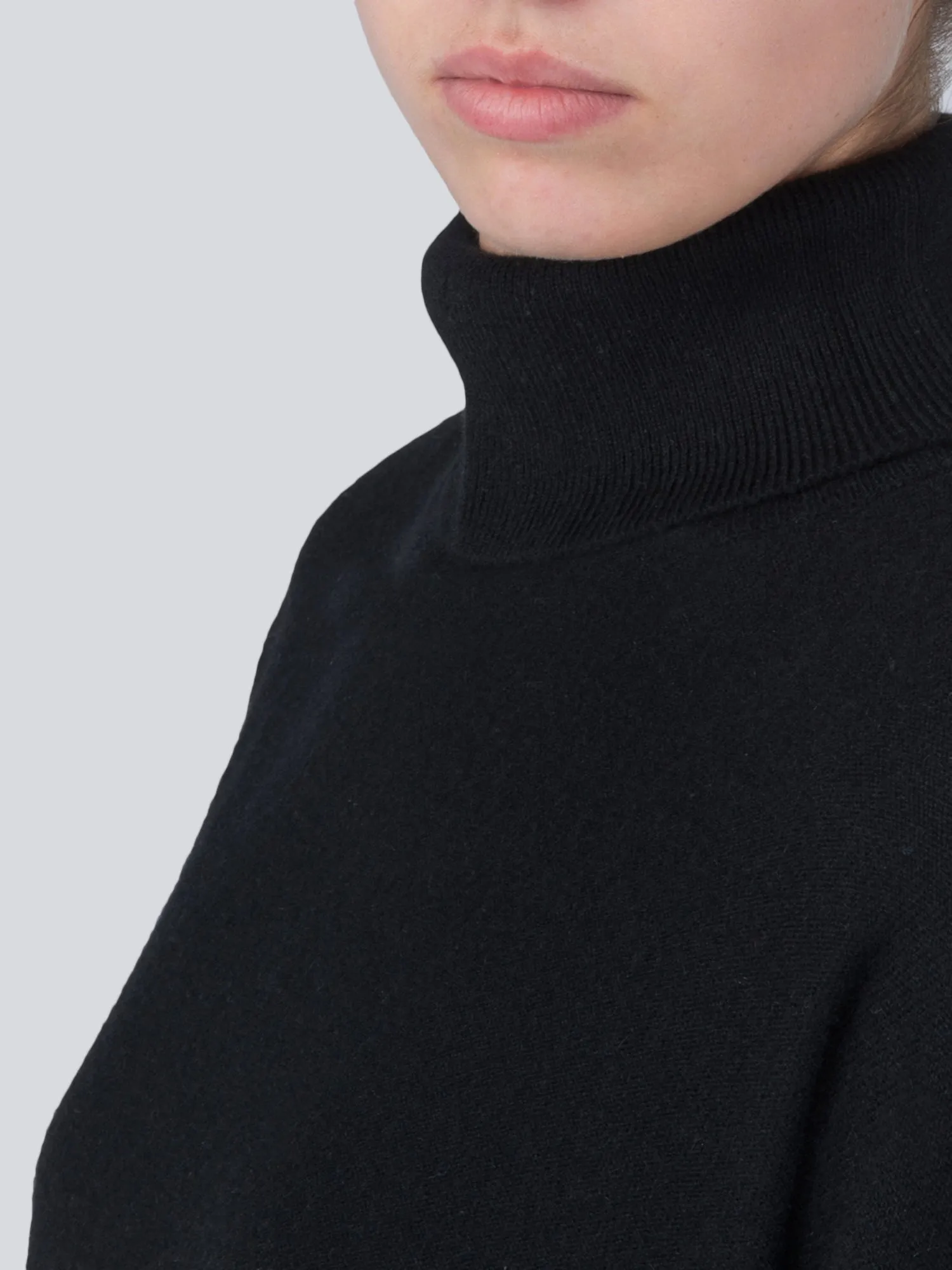 Turtleneck Loosefit Tunic_Black