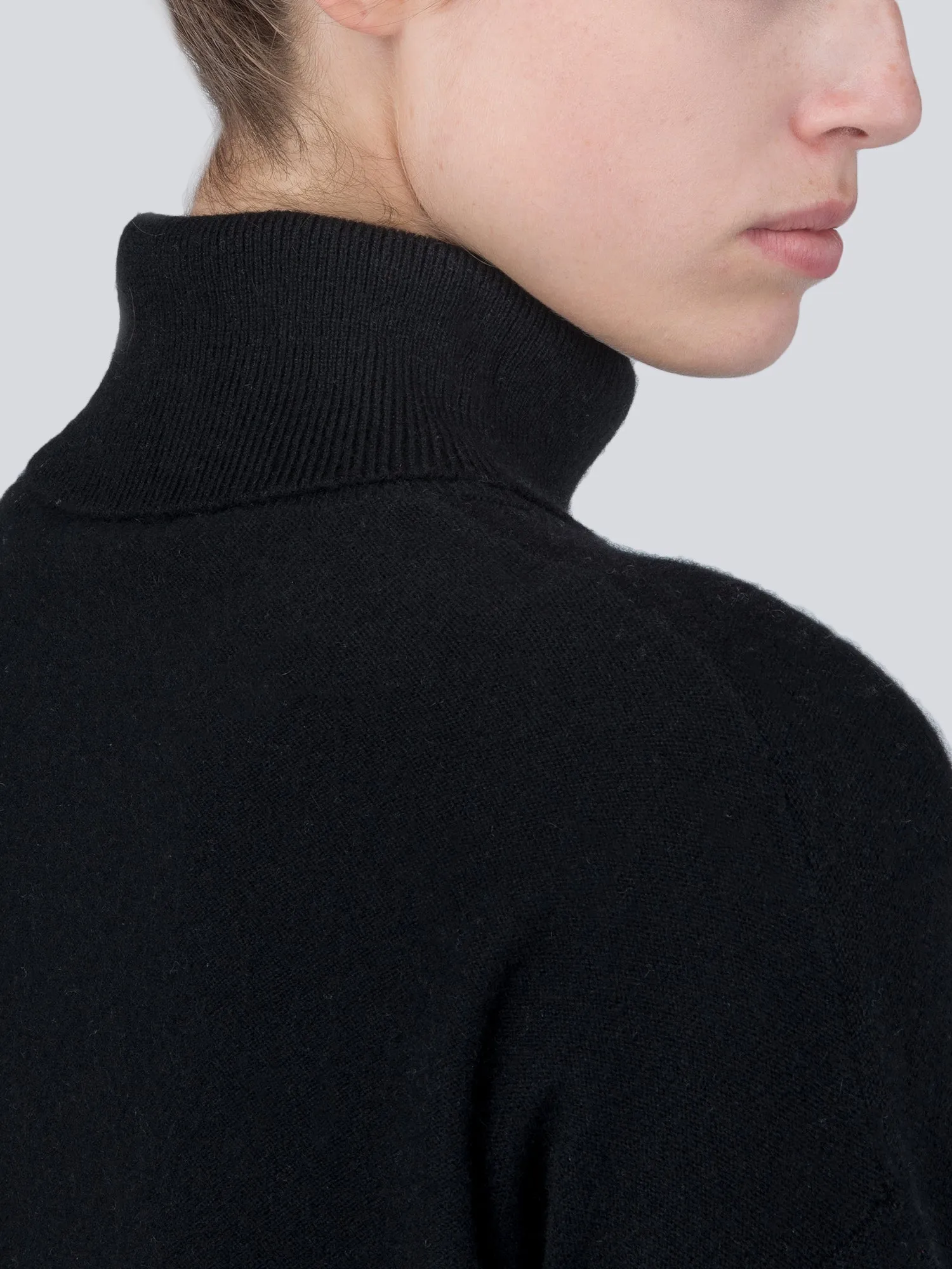 Turtleneck Loosefit Tunic_Black