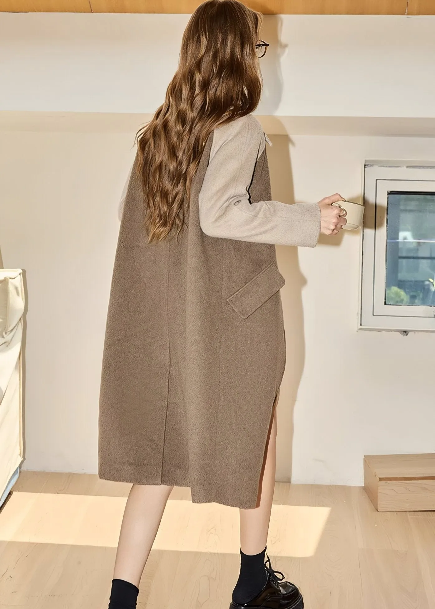 TWO-TONE MIDI WOOL COAT