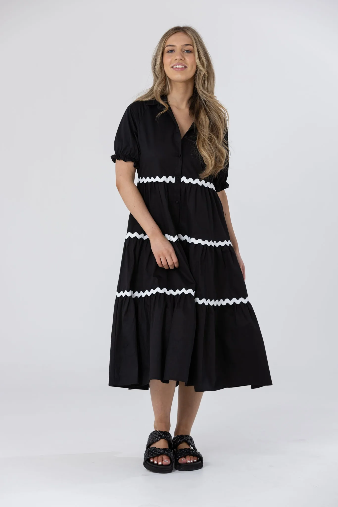 WHITNEY MIDI DRESS - Black/White