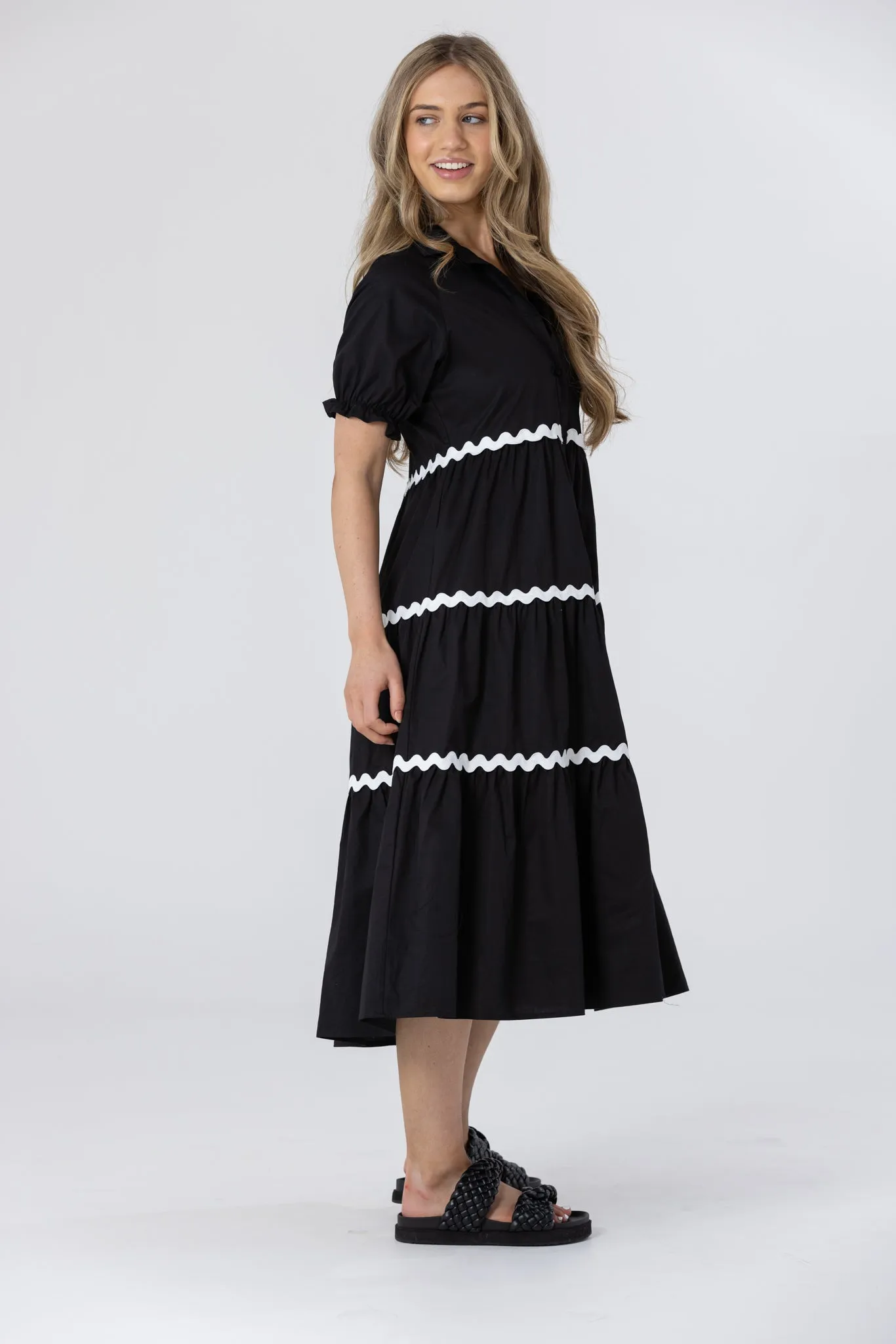 WHITNEY MIDI DRESS - Black/White